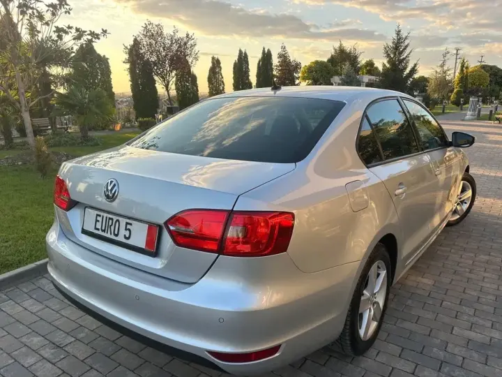 Volkswagen Jetta A6