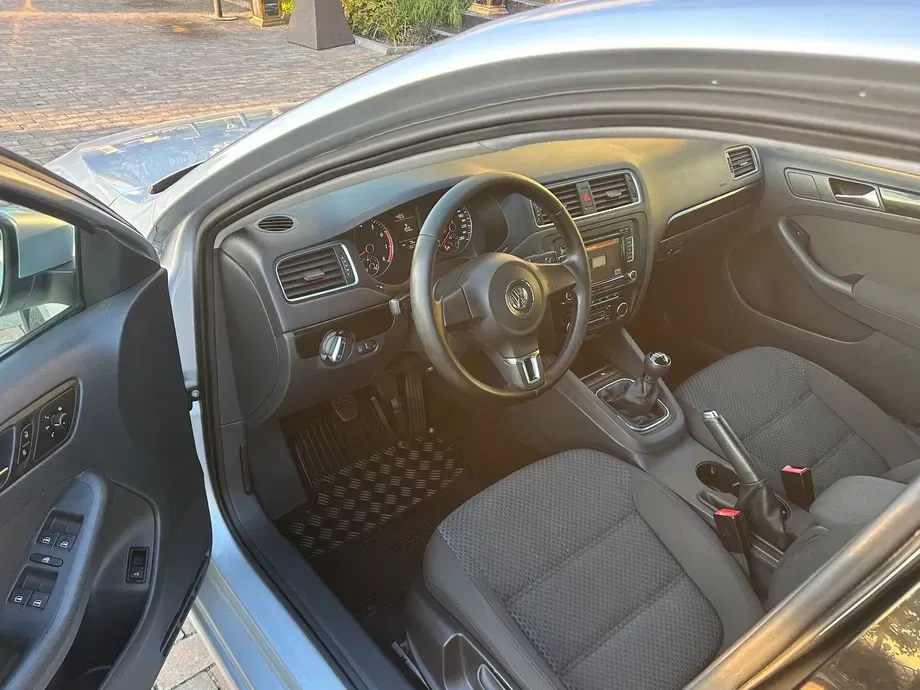 Volkswagen Jetta A6 — imagine 9