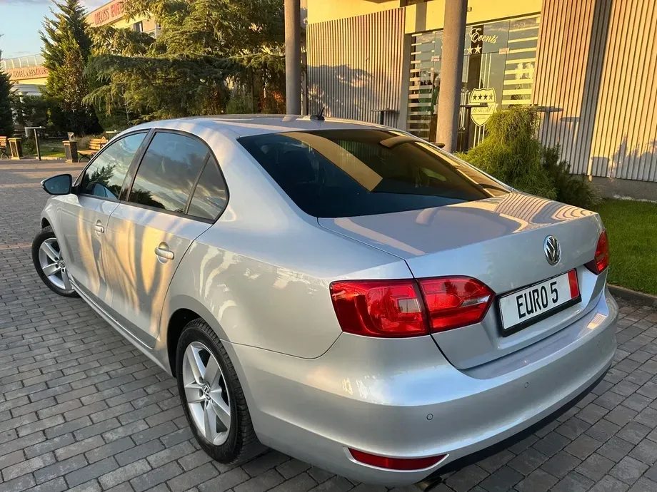 Volkswagen Jetta A6 — imagine 3