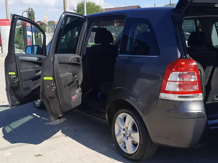 Opel Zafira C