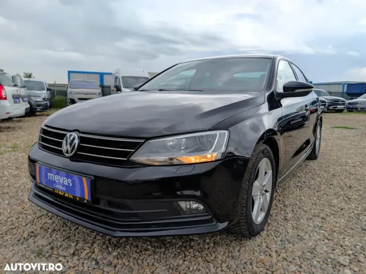 Volkswagen Jetta 2.0 TDI DSG Comfortline