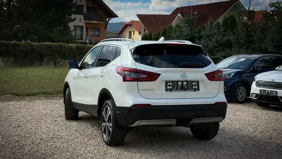 Nissan Qashqai II 1.7 dCi Xtronic ALL-MODE 4x4i TEKNA — imagine 5