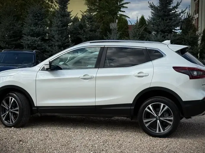 Nissan Qashqai II 1.7 dCi Xtronic ALL-MODE 4x4i TEKNA