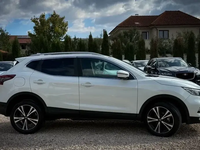 Nissan Qashqai II 1.7 dCi Xtronic ALL-MODE 4x4i TEKNA