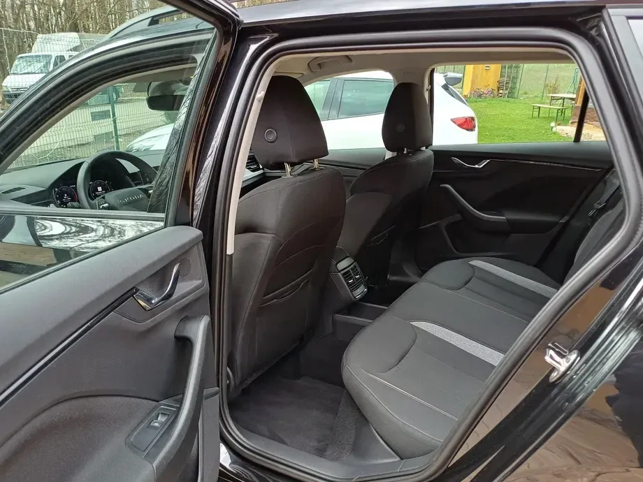 Škoda Kamiq 1.5 TSI DSG Style — imagine 8