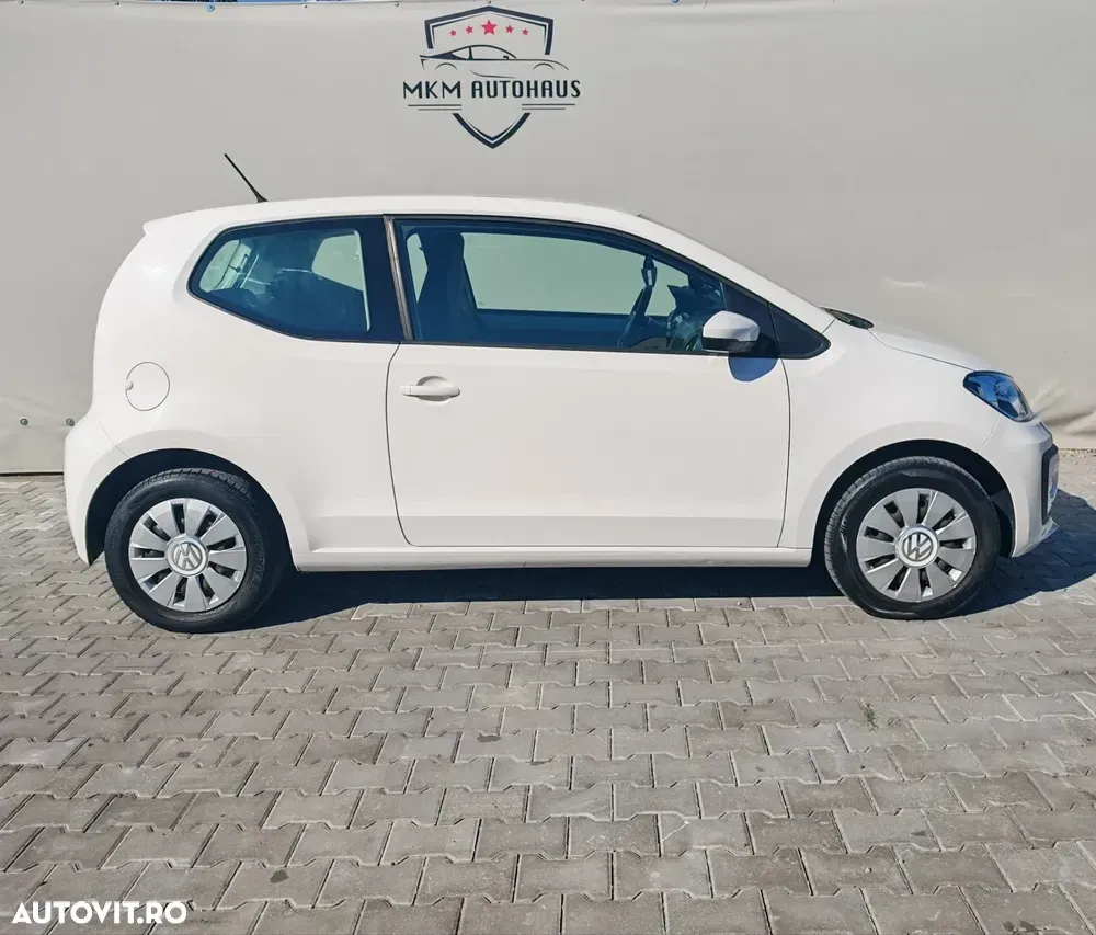 Volkswagen up! 1.0 BMT Move — imagine 6