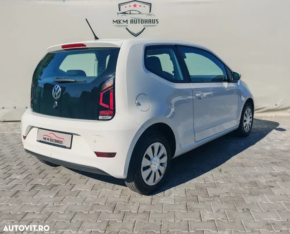 Volkswagen up! 1.0 BMT Move — imagine 3