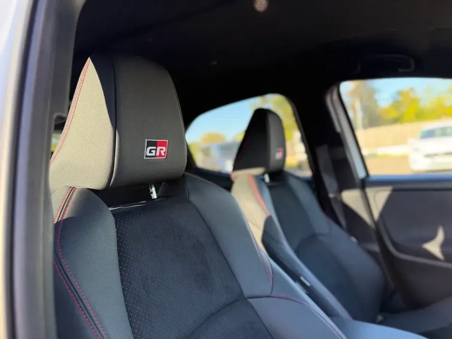 Toyota Yaris 1.5 130 CP HEV Premiere Edition — imagine 7
