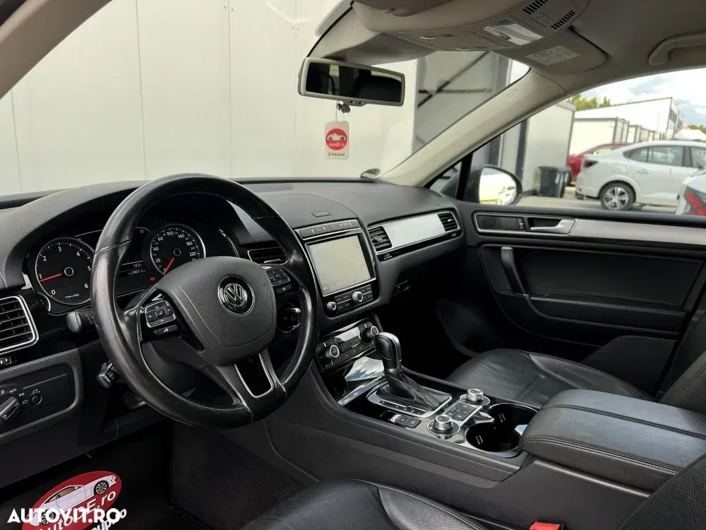 Volkswagen Touareg 3.0 V6 TDI SCR Blue Motion DPF Automatik Terrain Tech — imagine 5