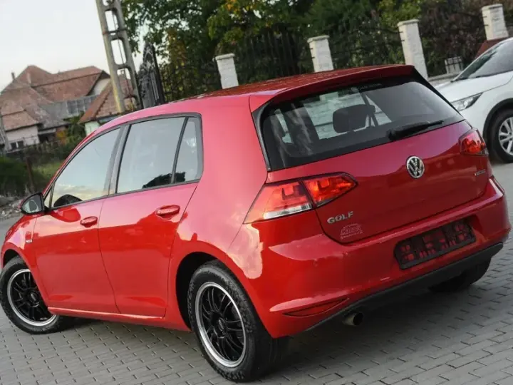 Volkswagen Golf VII 1.6 TDI Comfortline