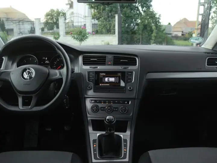 Volkswagen Golf VII 1.6 TDI Comfortline