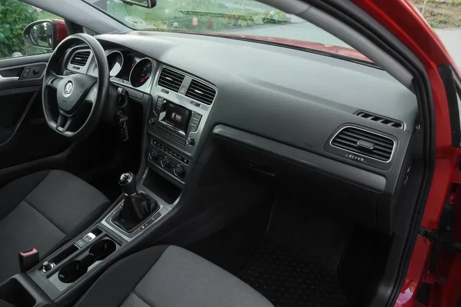 Volkswagen Golf VII 1.6 TDI Comfortline — imagine 7