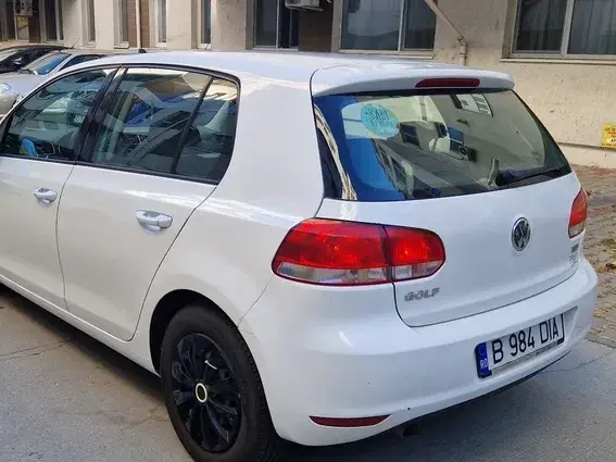 Volkswagen Golf VI