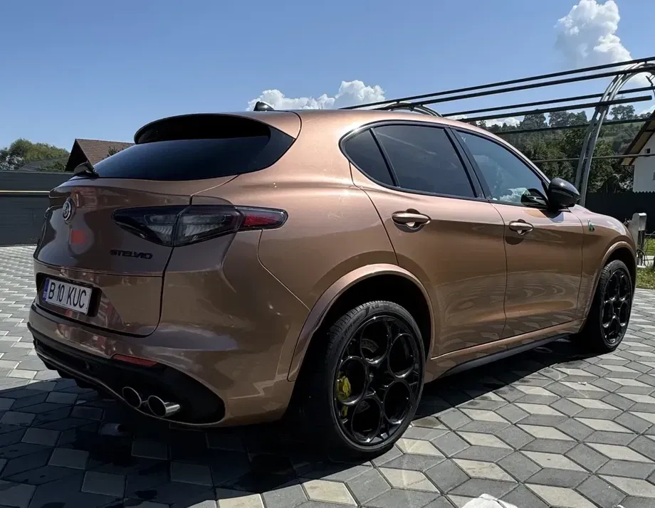 Alfa Romeo Stelvio 2.9 V6 Turbo AWD AT8 Quadrifoglio — imagine 4