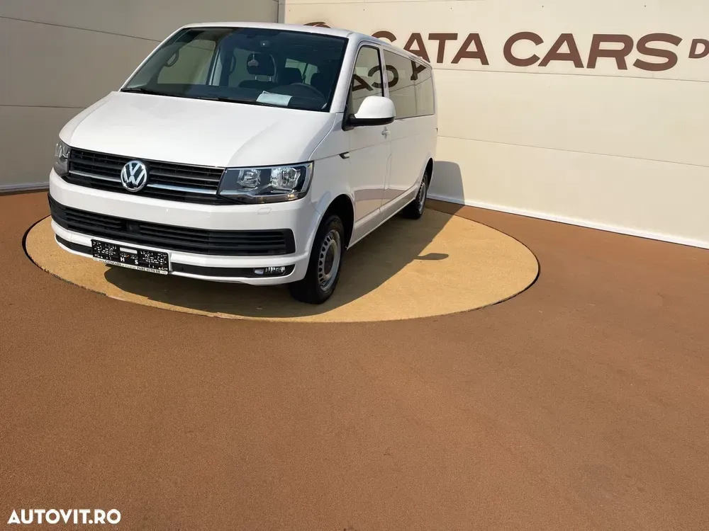 Volkswagen Caravelle LR Comfortline — imagine 3