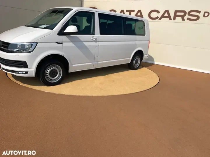 Volkswagen Caravelle LR Comfortline