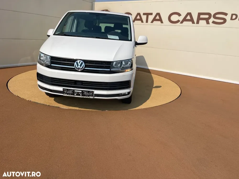 Volkswagen Caravelle LR Comfortline — imagine 2