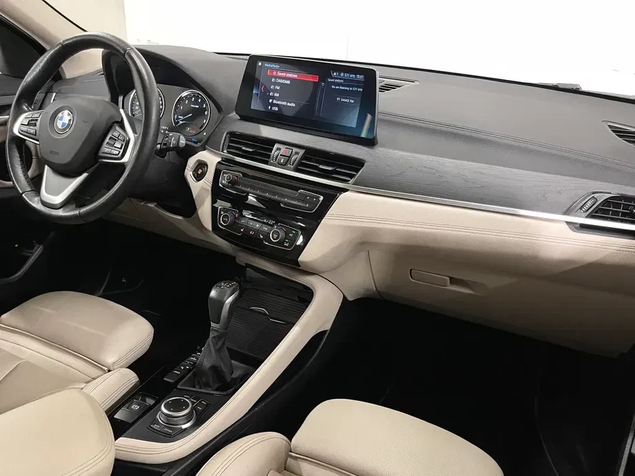 BMW X2 xDrive25e AT PHEV — imagine 10