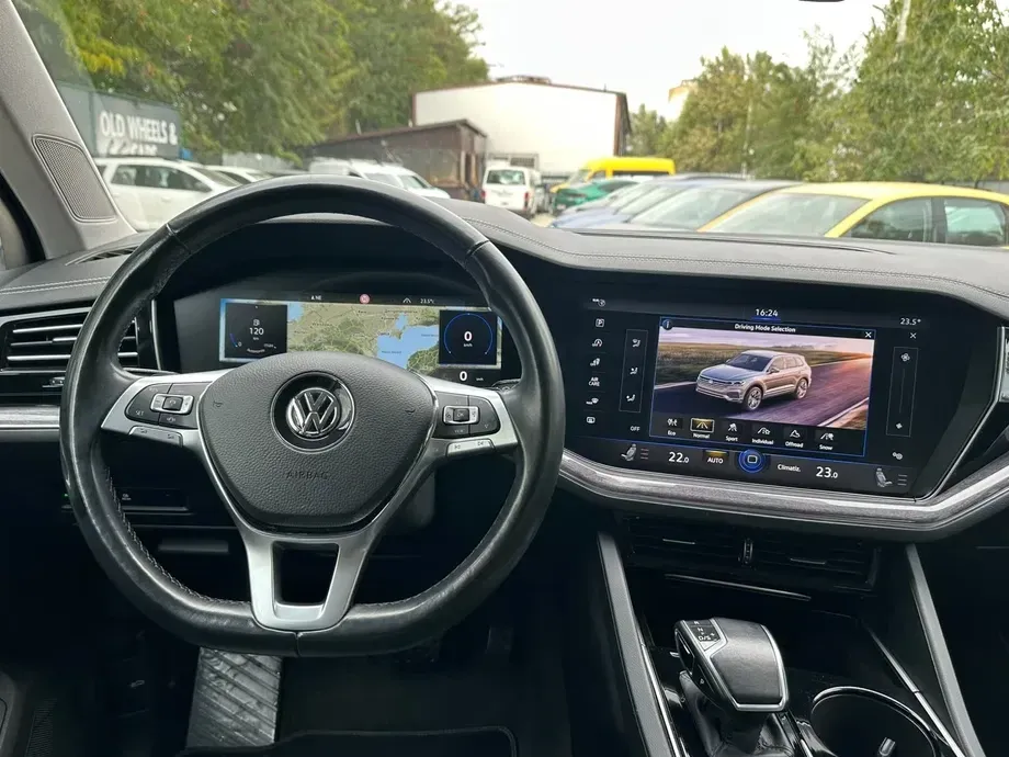 Volkswagen Touareg III V6 TDI Elegance — imagine 10