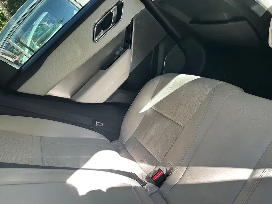 Land Rover Range Rover Velar — imagine 5