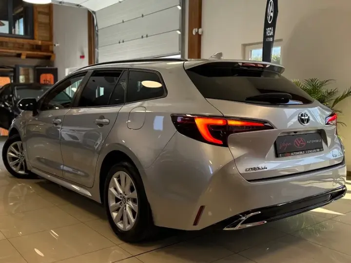 Toyota Corolla XII
