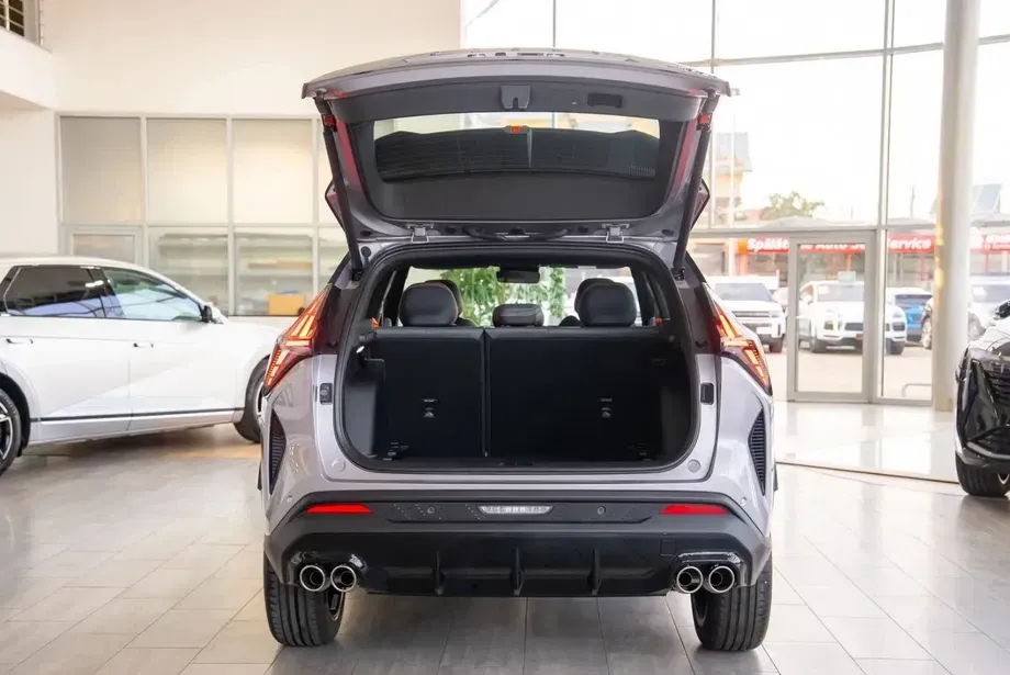 Geely Cityray — imagine 9