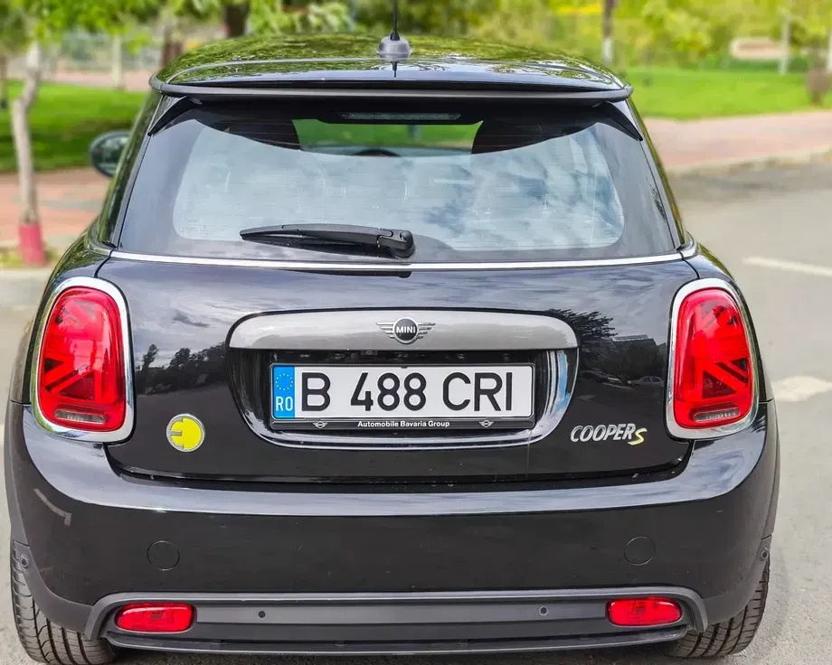 MINI Cooper SE Standard — imagine 8