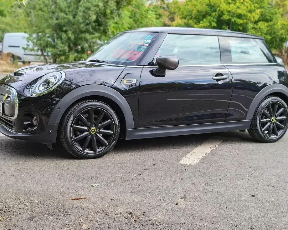 MINI Cooper SE Standard — imagine 7