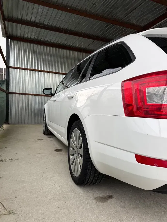 Škoda Octavia III — imagine 8