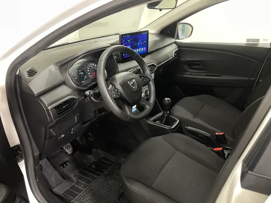 Dacia Logan II TCe 90 Essential — imagine 5