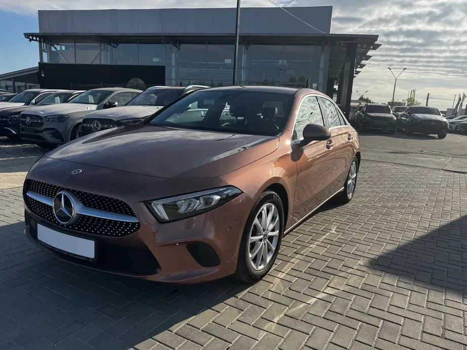 Mercedes-Benz A 180 Sedan MHEV 7G-DCT — imagine 6
