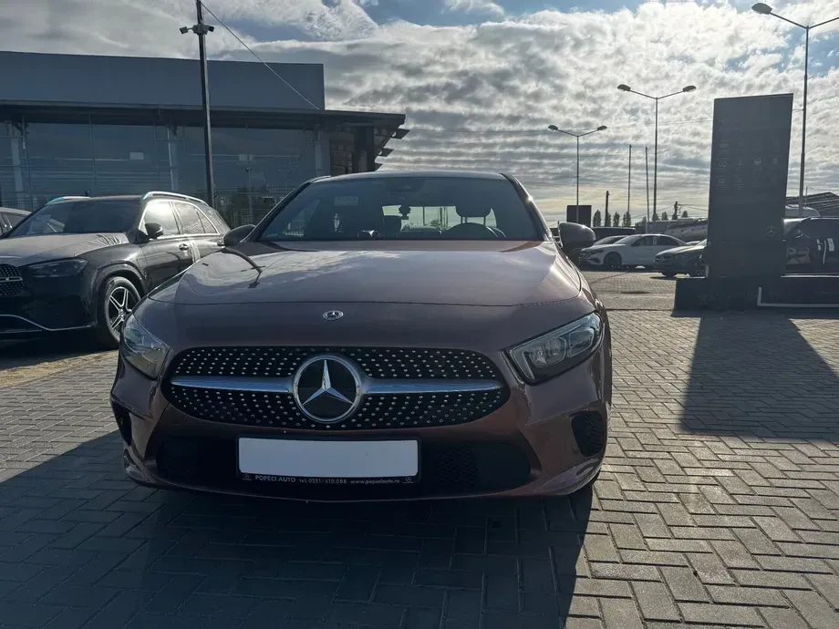 Mercedes-Benz A 180 Sedan MHEV 7G-DCT — imagine 7
