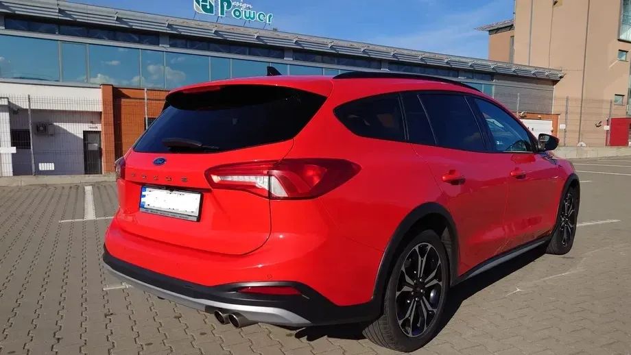 Ford Focus MK4 — imagine 4