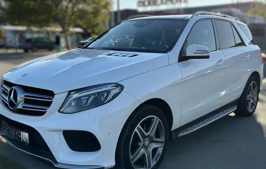 Mercedes-Benz GLE 350 d 4MATIC — imagine 2
