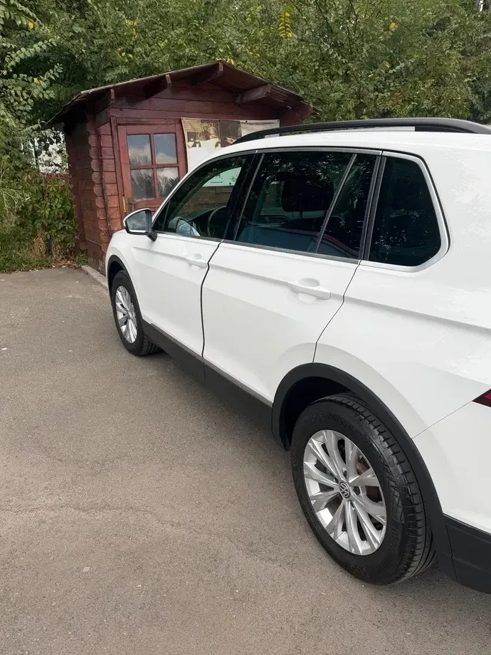 Volkswagen Tiguan II — imagine 3