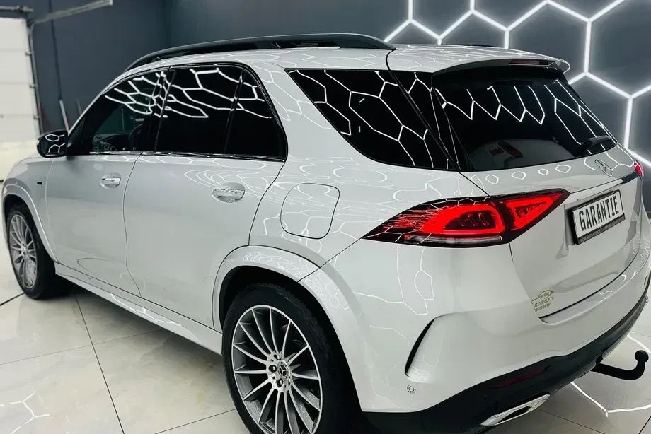 Mercedes-Benz GLE 350 4MATIC — imagine 4