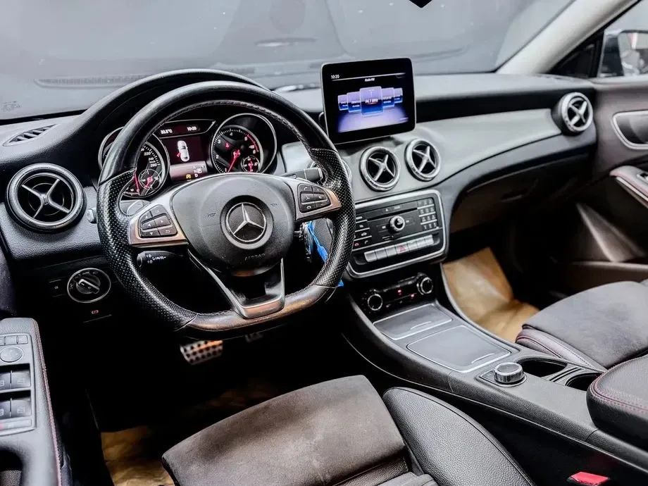 Mercedes-Benz CLA 200 C117 d 4MATIC 7G-DCT AMG Line — imagine 6
