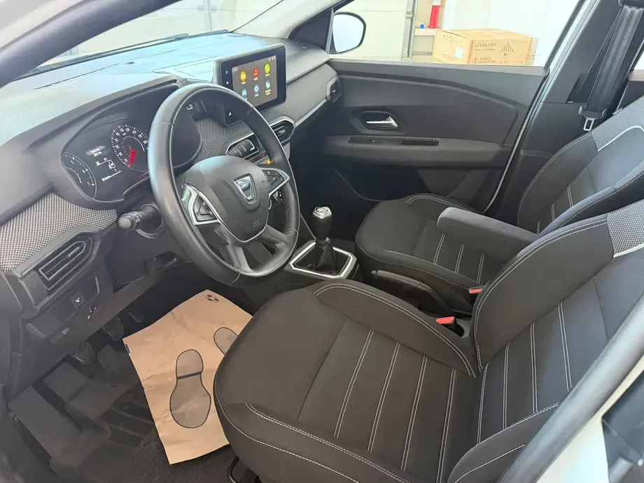 Dacia Sandero TCe 90 MT5 Comfort — imagine 9