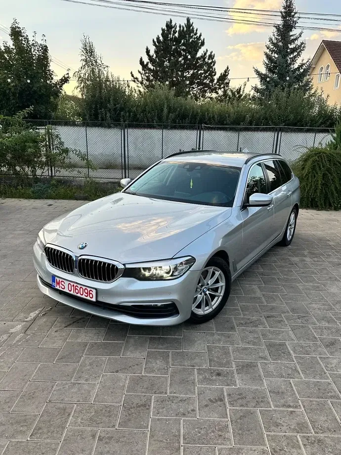 BMW Seria 5 520d AT — imagine 7