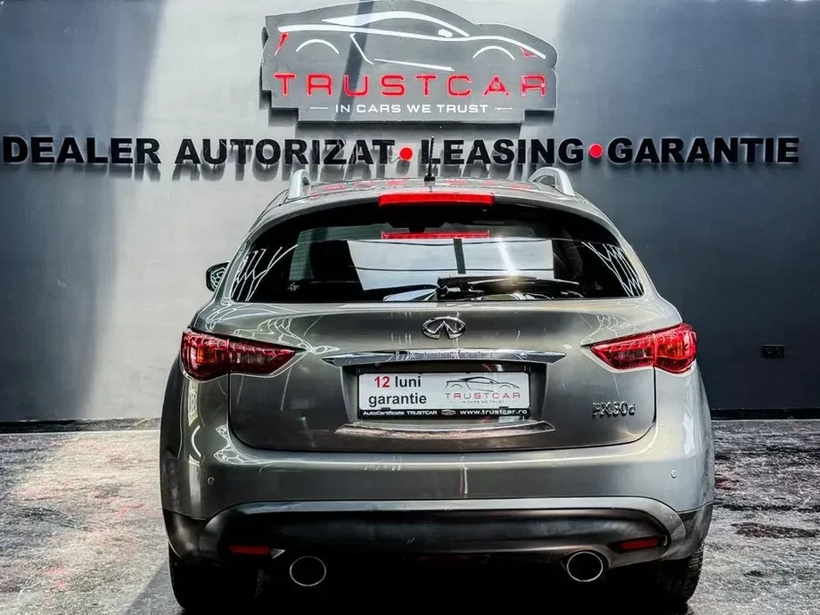 Infiniti FX 30 FX30d AWD Aut. S — imagine 5
