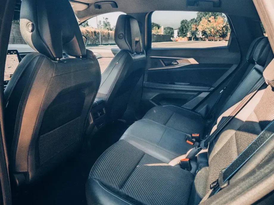 Renault Austral E-Tech Full 200 Esprit Alpine — imagine 10