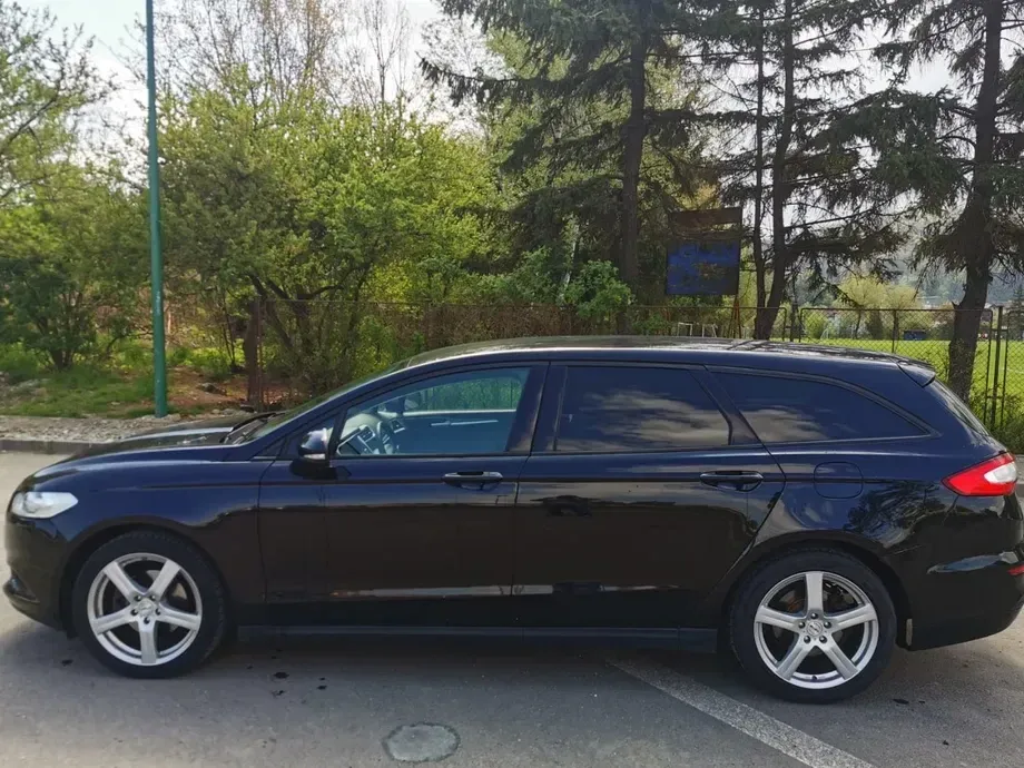 Ford Mondeo — imagine 5