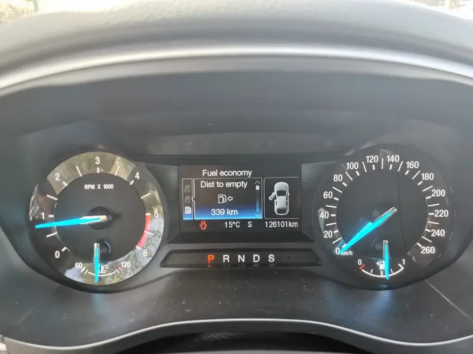 Ford Mondeo — imagine 10