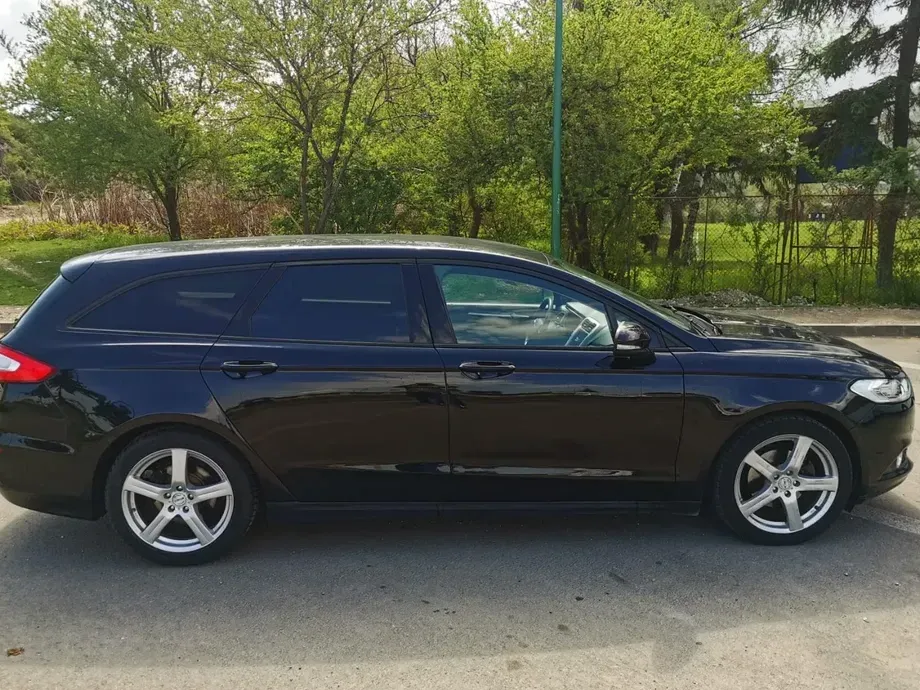 Ford Mondeo — imagine 6