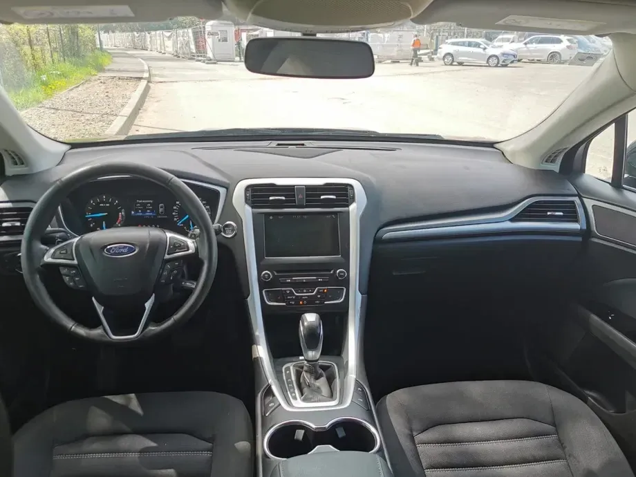 Ford Mondeo — imagine 7