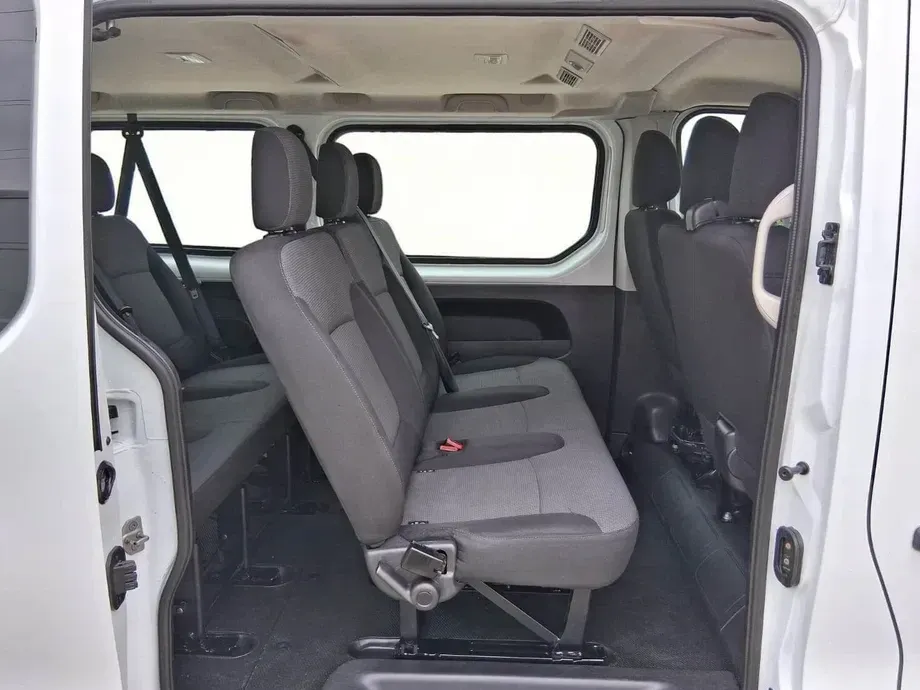 Renault Trafic — imagine 10