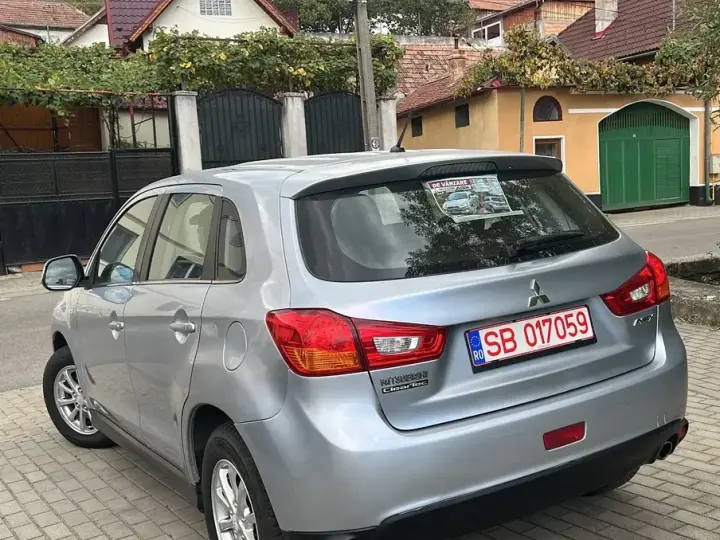Mitsubishi ASX