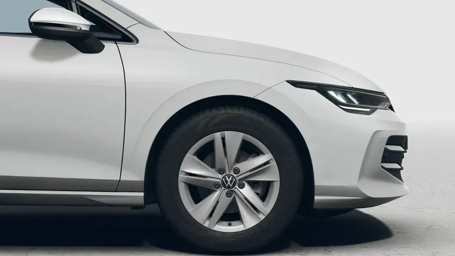 Volkswagen Golf — imagine 4