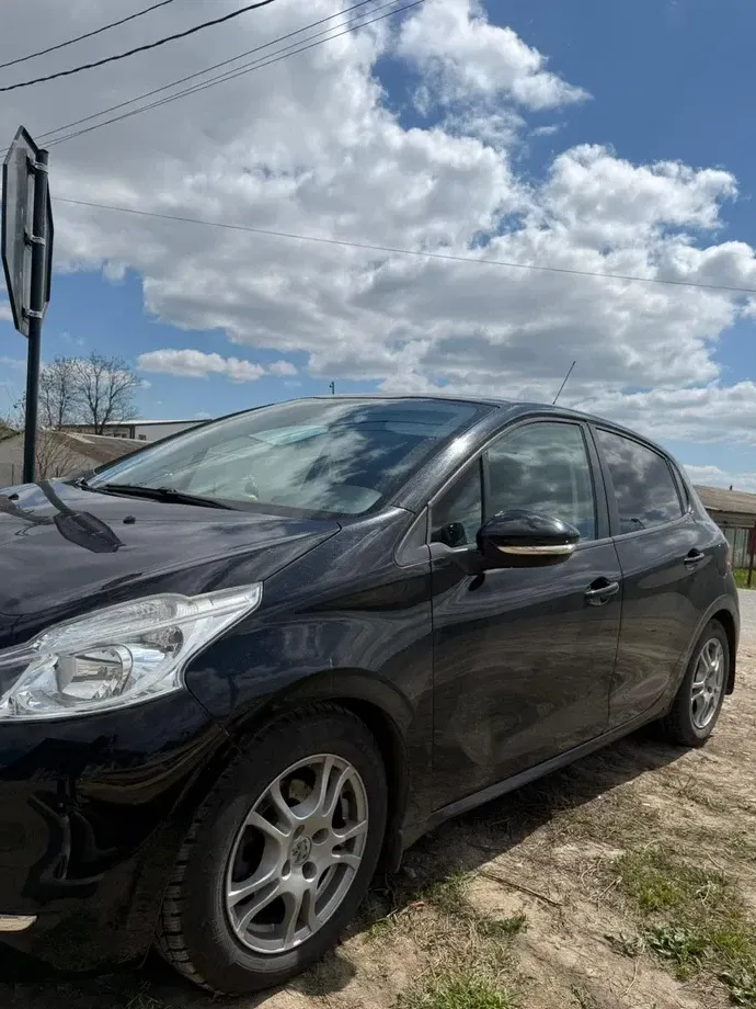 Peugeot 208 I 1.4 HDi FAP STT Active — imagine 3