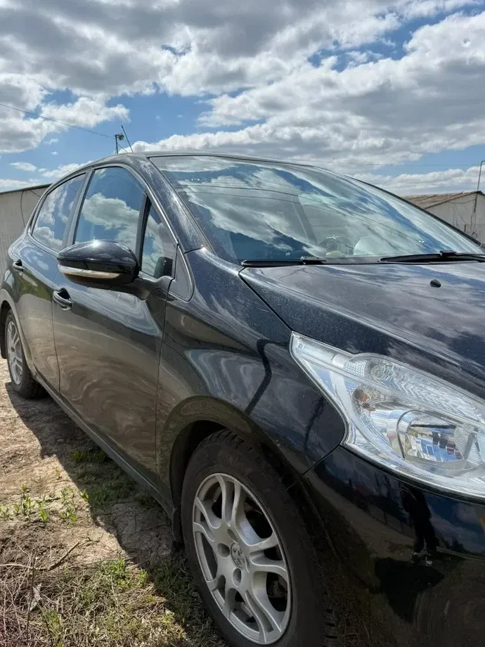 Peugeot 208 I 1.4 HDi FAP STT Active — imagine 8